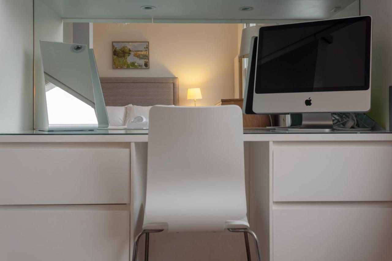 2 Bedroom Apartment Hammersmith Grove Sleeps 4 런던 외부 사진